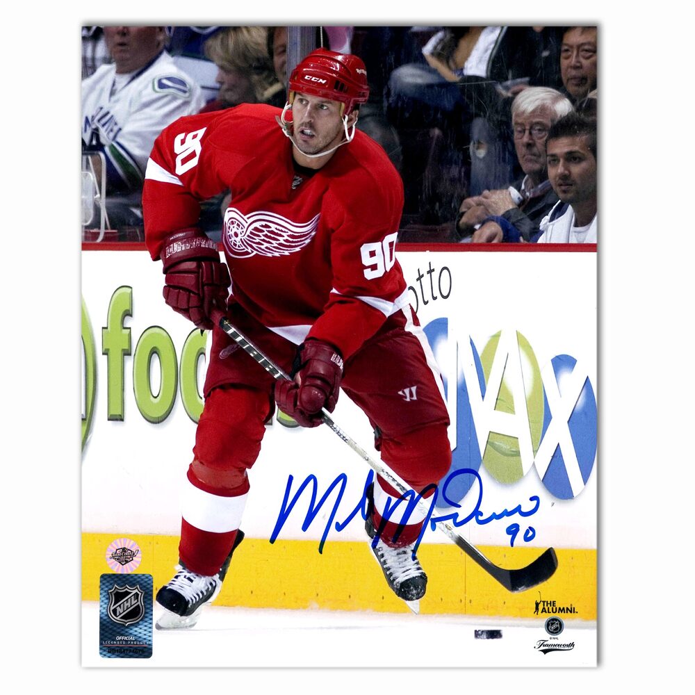 Mike Modano Autographed Detroit Red Wings 8x10 Photo