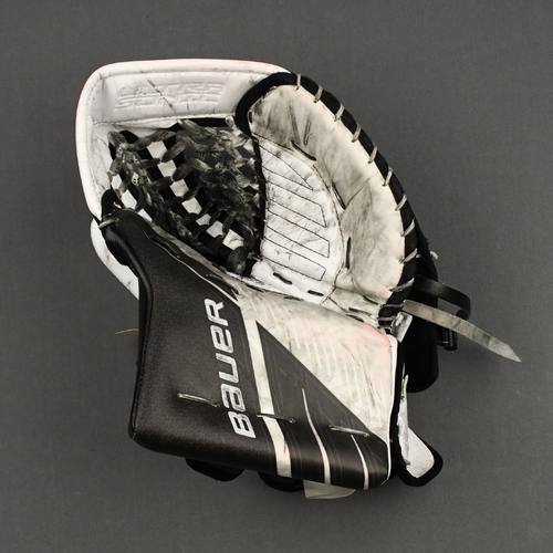 Image of Brodeur, Jeremy<br>Bauer Supreme UltraSonic Catcher - AHL Debut<br>Binghamton Devils<br>2020-21<br>#35