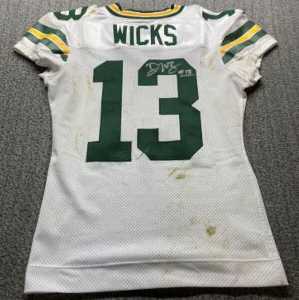 Crucial Catch - Packers Dontayvion Wicks Signed Game Worn Jersey (10/20/...