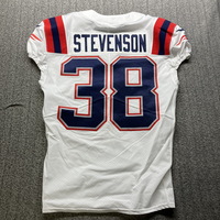 Crucial Catch - Patriots Rhamondre Stevenson Game Worn Jersey (10/16/22)...