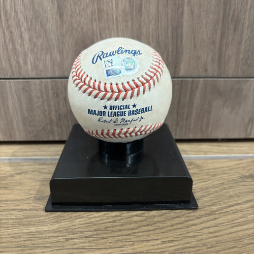 Game-Used or Autographed All auctions | Atlanta Braves Auctions