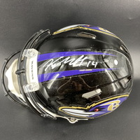 NFL - Ravens Kyle Hamilton signed speed helmet