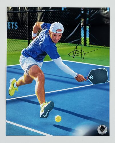 Photo of Alex Crum Autographed 8 x 10 Photo