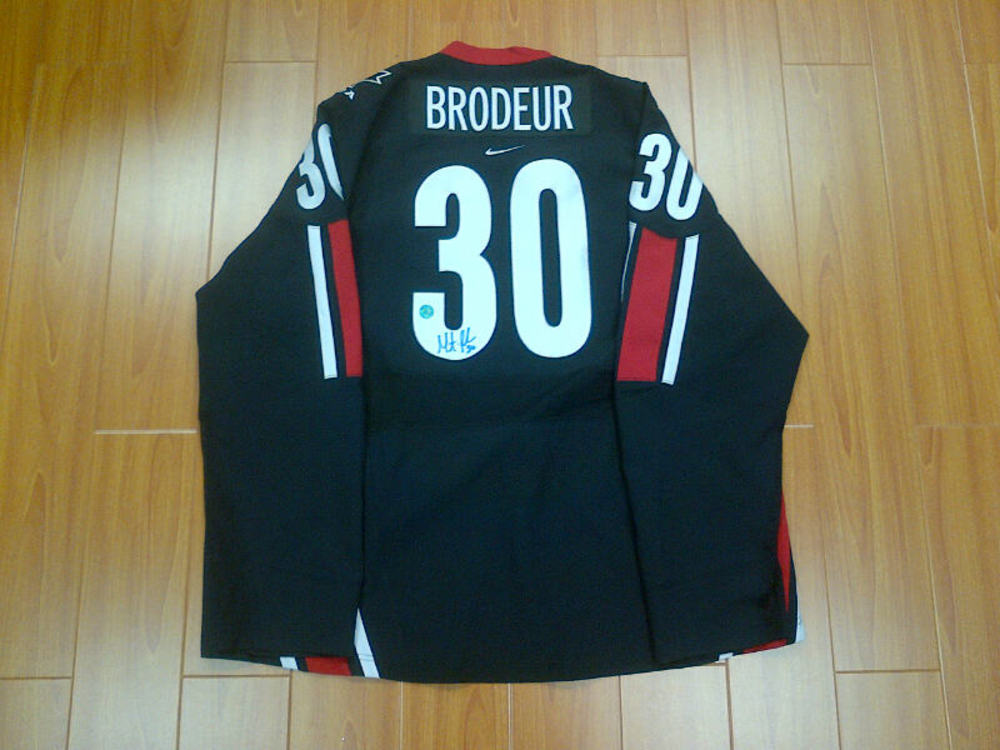 MARTIN BRODEUR Team Canada SIGNED Hockey Jersey