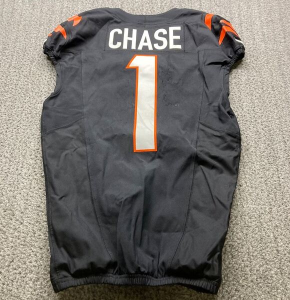 STS - Bengals Ja'Marr Chase Game Worn Jersey (11/02/2025) Size 40 With C...