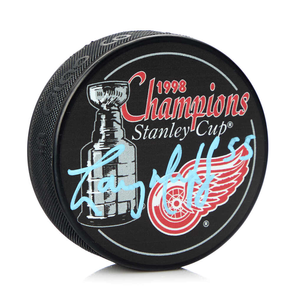 Larry Murphy Signed Detroit Red Wings 1998 Stanley Cup Puck