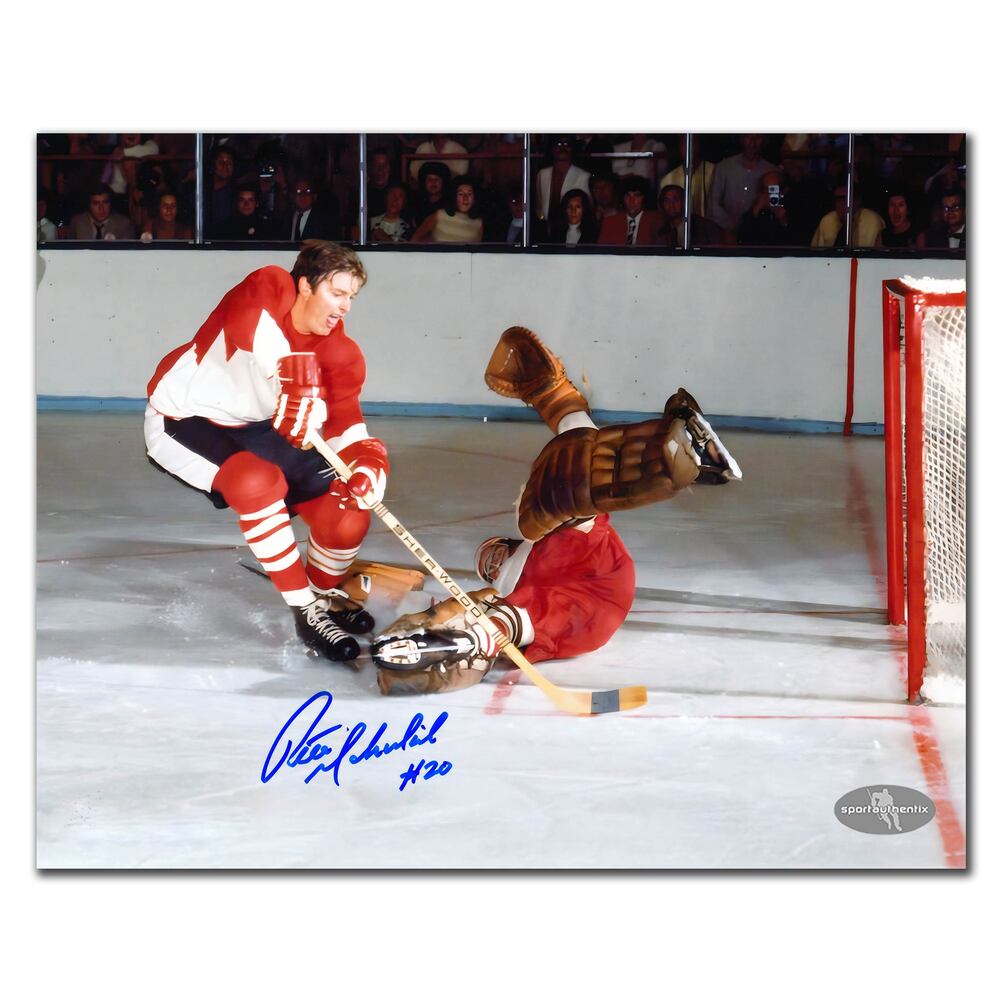 Pete Mahovlich Team Canada 1972 Summit Series Short-handed Goal Autographed 8x10