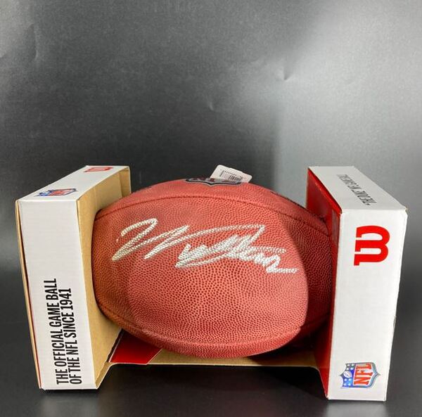 NFL - Titans Will Levis signed authentic football