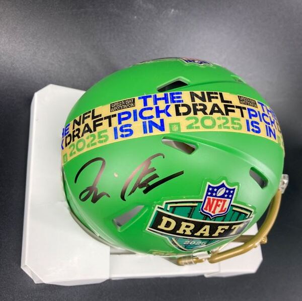 NFL - Vikings Tai Felton Signed NFL Draft Mini Helmet