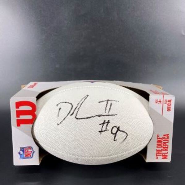 NFL - Giants Dexter Lawrence Signed White Composite Football