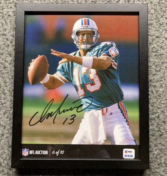 NFL - Dolphins Dan Marino Signed NFL Auction Exclusive Framed 8x10 Photo...