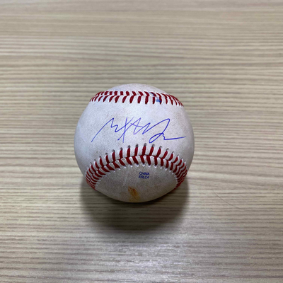 Autographed Baseball - # 15 Max Anderson