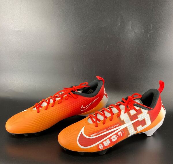 MCMC - Buccaneers Mike Evans Custom Cleats 2025 Season Size 14 - Proceed...