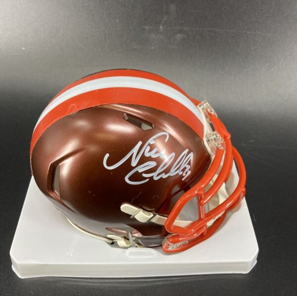 NFL - Browns Nick Chubb Signed Flash Mini Helmet