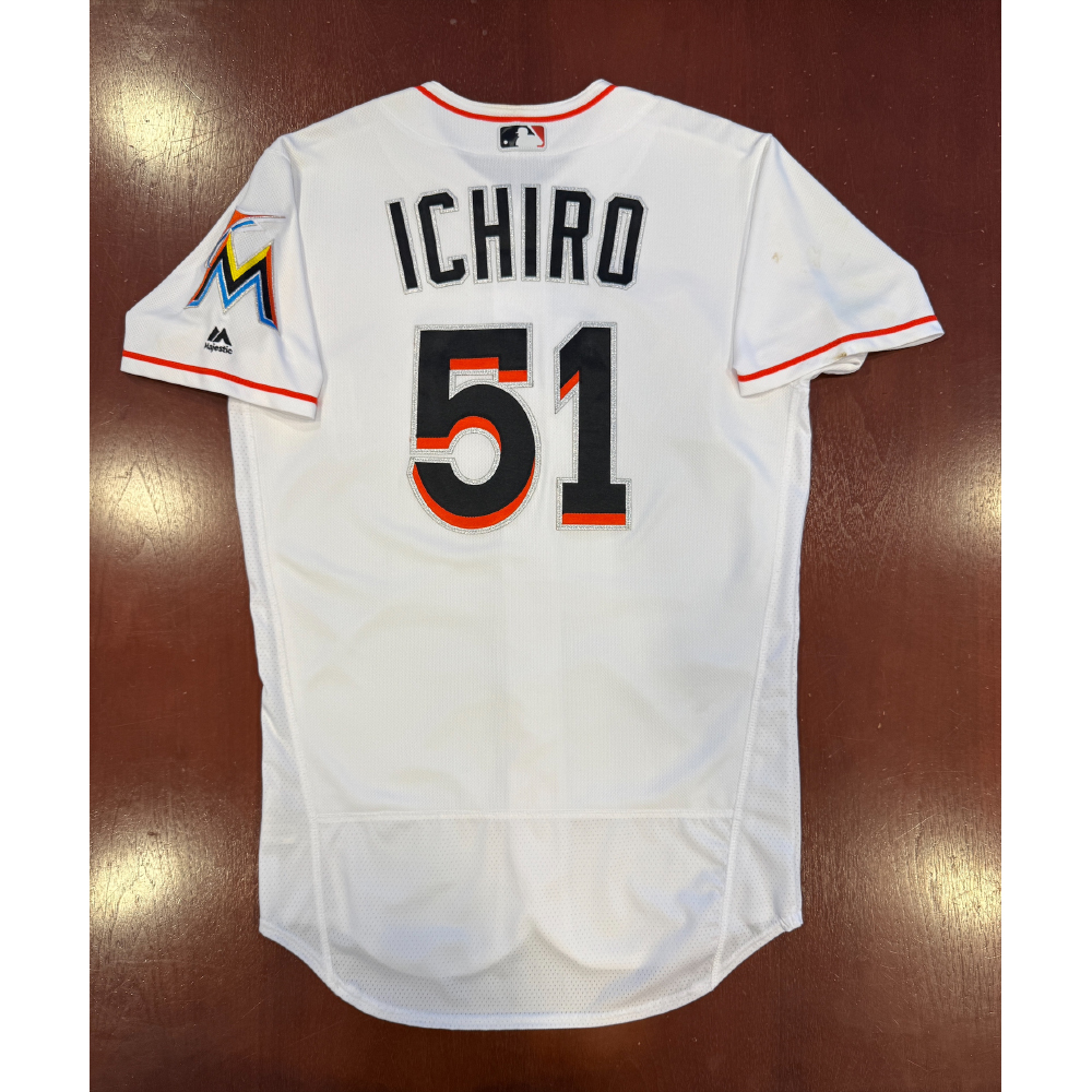 MARLINS ICHIRO オレンジ　ユニフォーム Miami Marlins Ichiro Suzuki Autographed Orange Majestic Flex Base