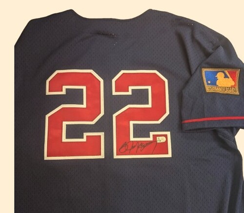 Game-Used or Autographed All auctions | MLB Auctions