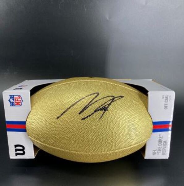 NFL - Eagles Makai Lemon Signed Gold Composite Football