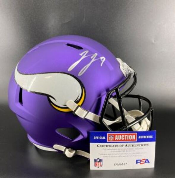 NFL - Vikings JJ McCarthy Signed Replica Speed Helmet