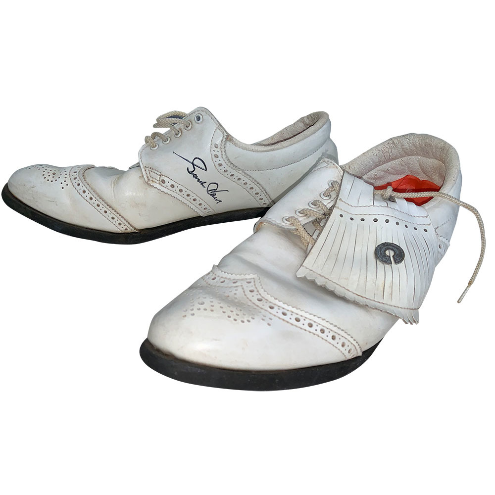 Gordie Howe Worn &amp; Autographed Etonic Golf Shoes NHL
