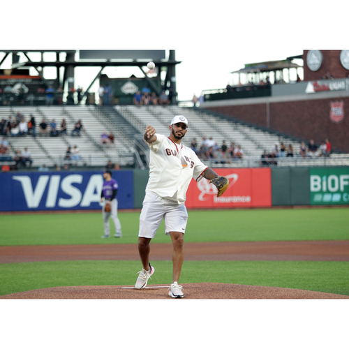 Giants Community Fund: Throw out the First Pitch This Season