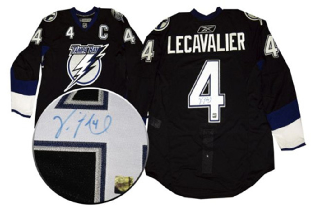  Vincent Lecavalier Signed Jersey Tampa Bay Lightning Pro Dark #53-410