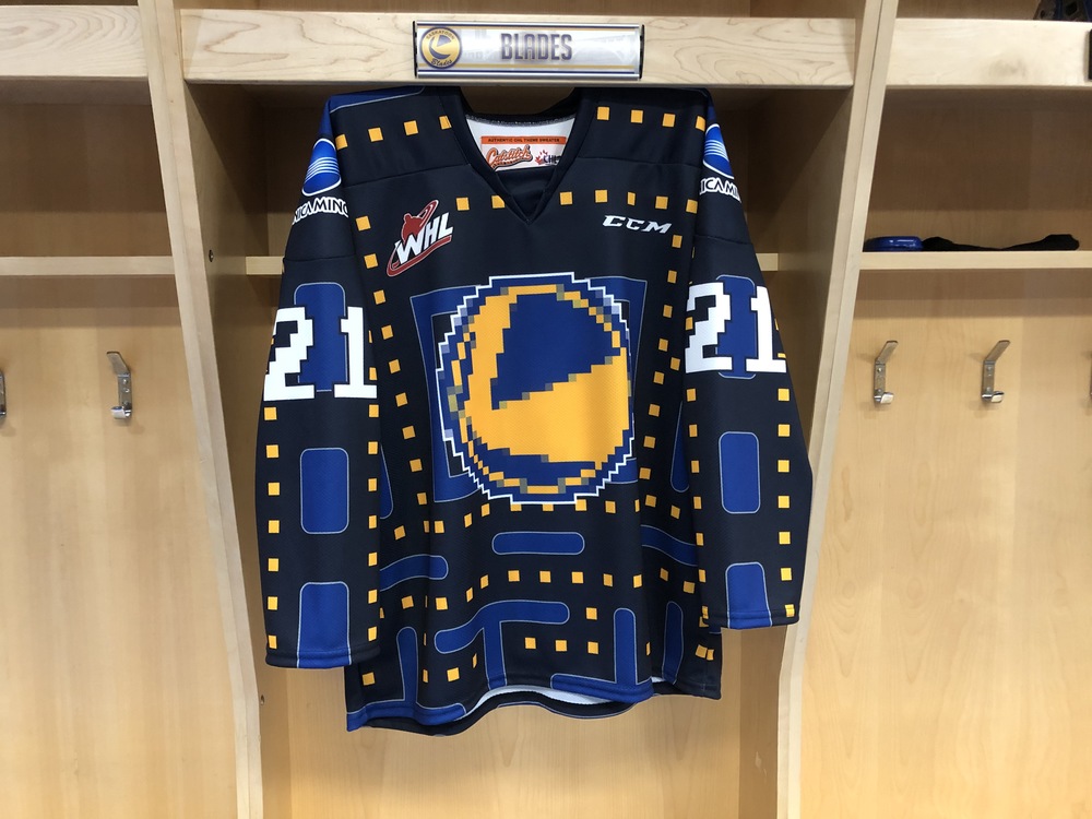 21 Hayden Smith Saskatoon Blades video game jersey