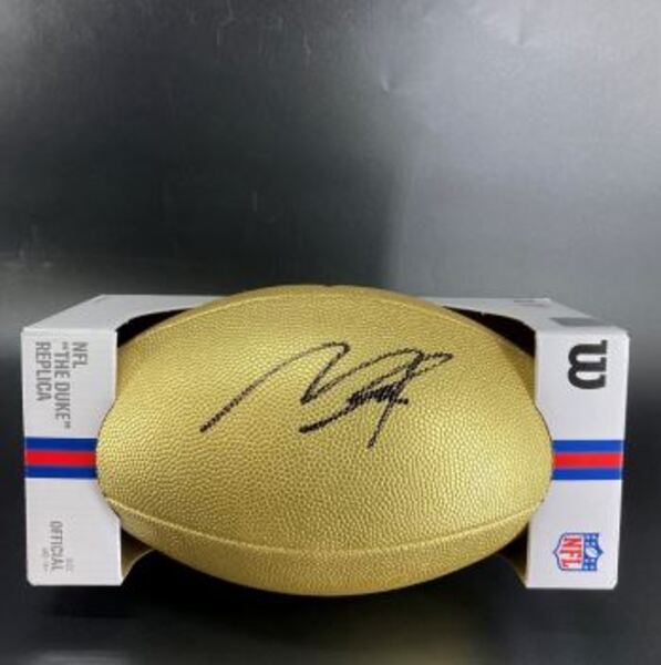 NFL - Eagles Makai Lemon Signed Gold Composite Football