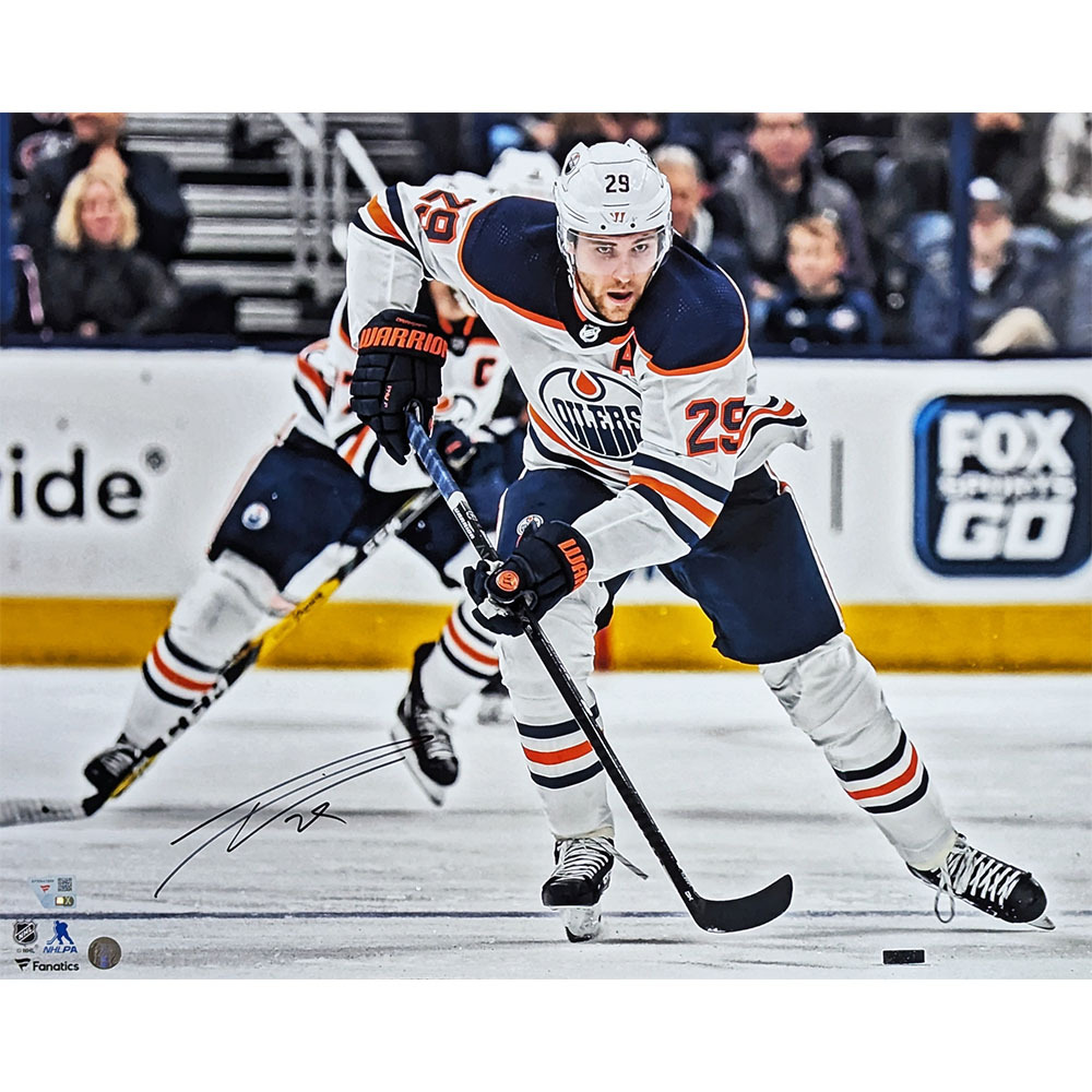Leon Draisaitl Autographed Edmonton Oilers 16X20 Photo - Fanatics Authenticated