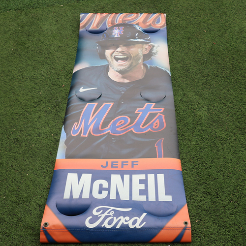 Jeff McNeil Autographed Baseball | MLB Auctions