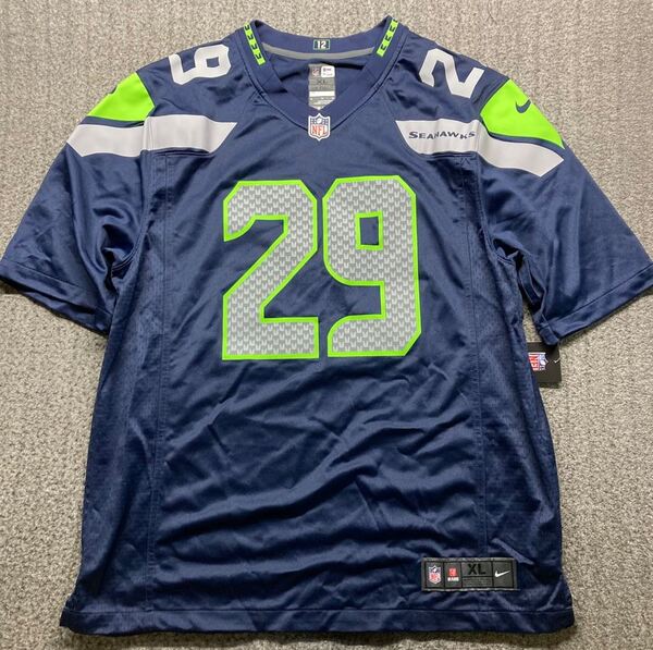 Legends - Seahawks Earl Thomas Signed Replica Jersey Size XL