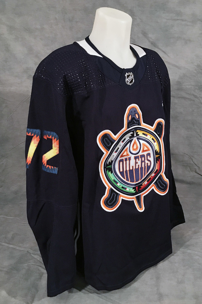 Nick Bjugstad 72 Autographed 202223 Edmonton Oilers PreGame Warm