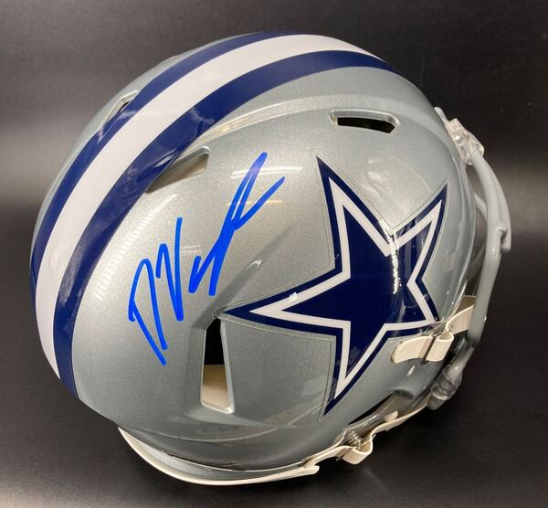NFL - Cowboys Deuce Vaughn signed authentic helmet