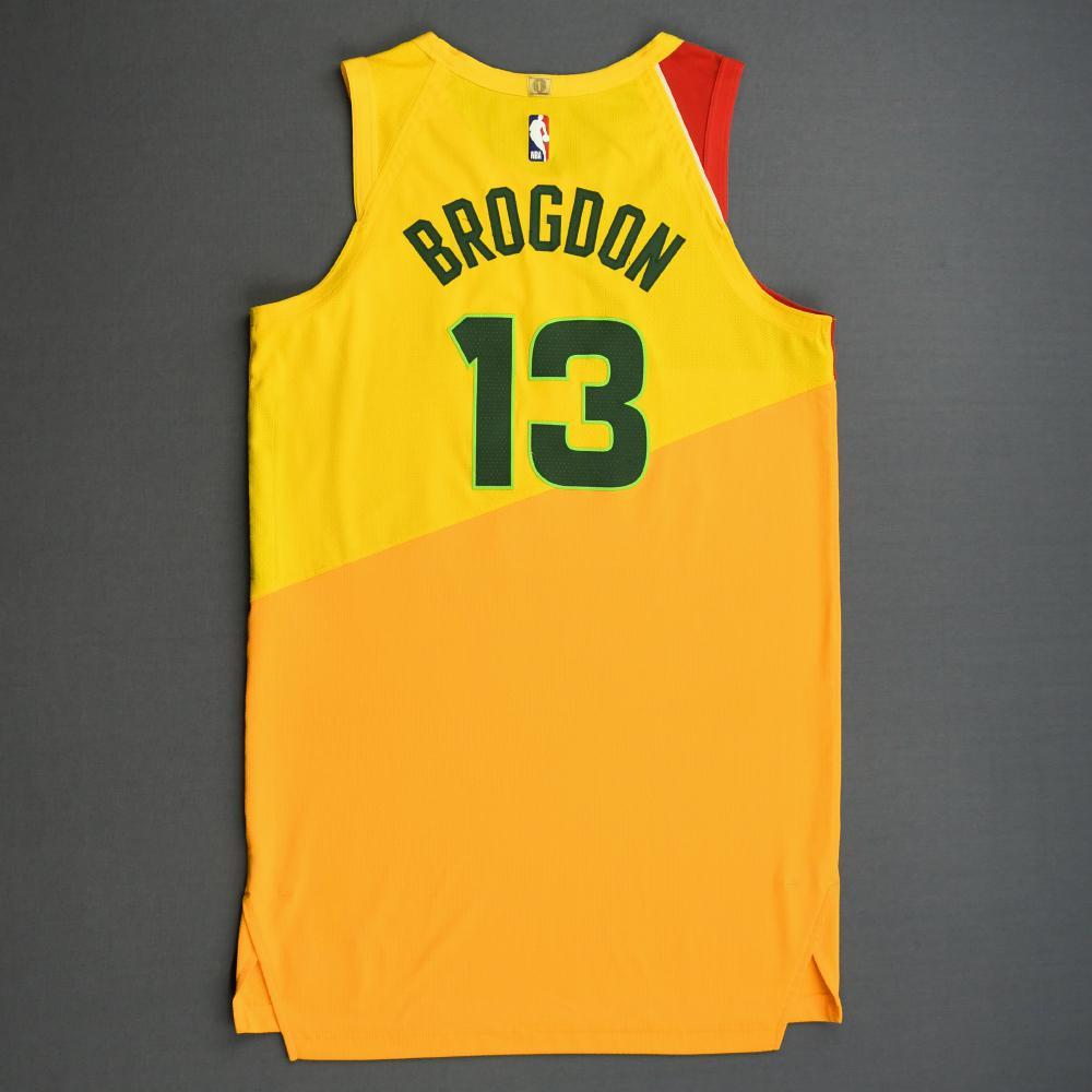 bucks yellow jersey