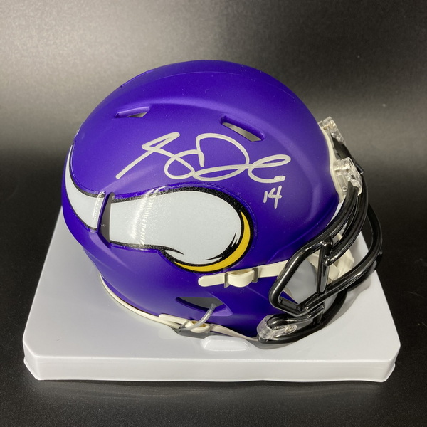NFL - Vikings Sam Darnold Signed Mini Helmet