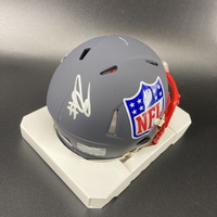 NFL - Mississippi State Jalen Green Signed NFL Shield Mini Helmet