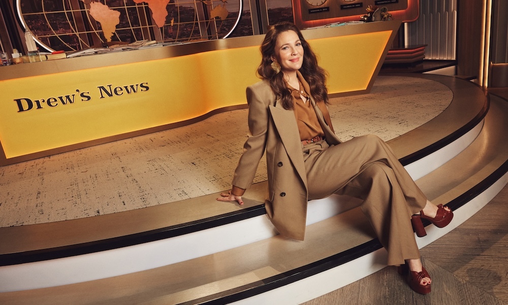 Go Beyond the Cameras During A Taping of The Drew Barrymore Show 