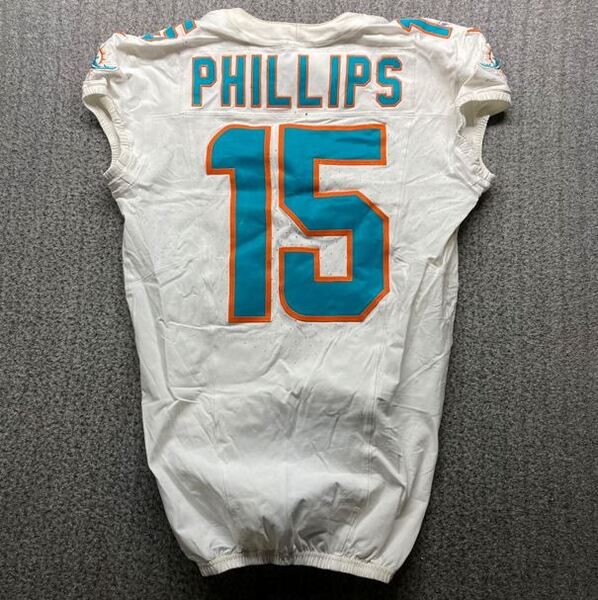 Crucial Catch - Dolphins Jaelen Phillips Game Used Jersey (9/22/2024) Si...