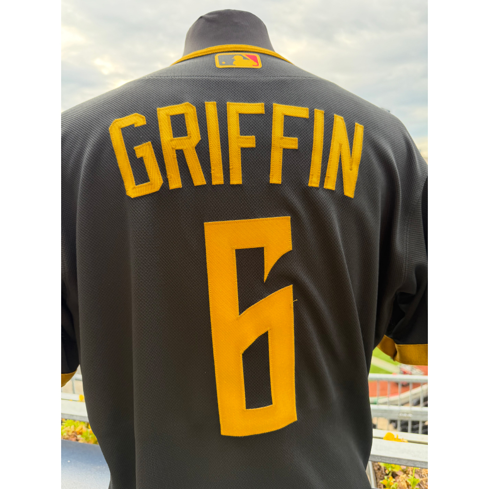 Official MLB Auctions: Authenticated Memorabilia | MLB Auctions