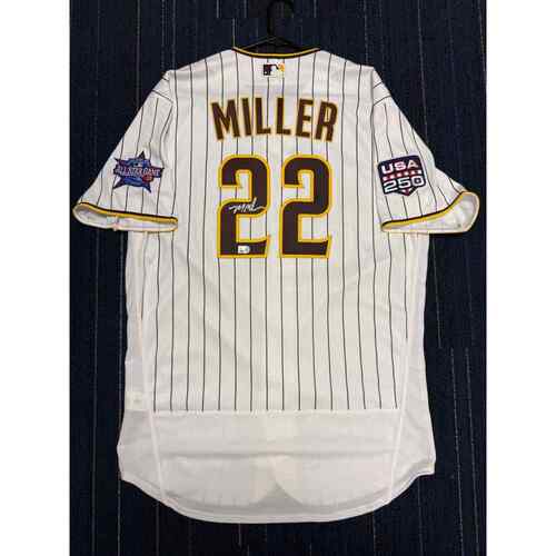 Game-Used or Autographed All auctions | San Diego Padres Auctions