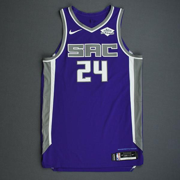 buddy hield jersey number