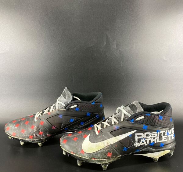 MCMC - Packers Devonte Wyatt Game Worn Custom Cleats 2025 Season Size 13...