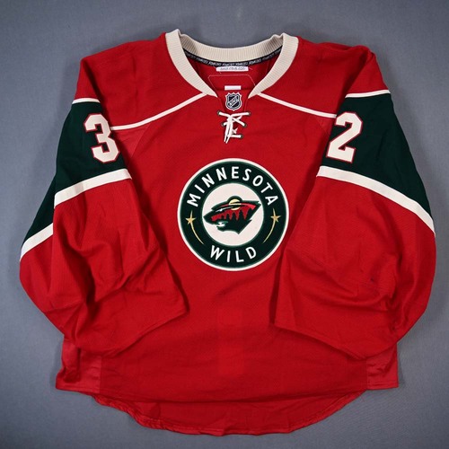 Image of Backstrom, Niklas - Minnesota Wild - Game-Worn Red Set 2 Jersey - 2011-12 NHL Season
