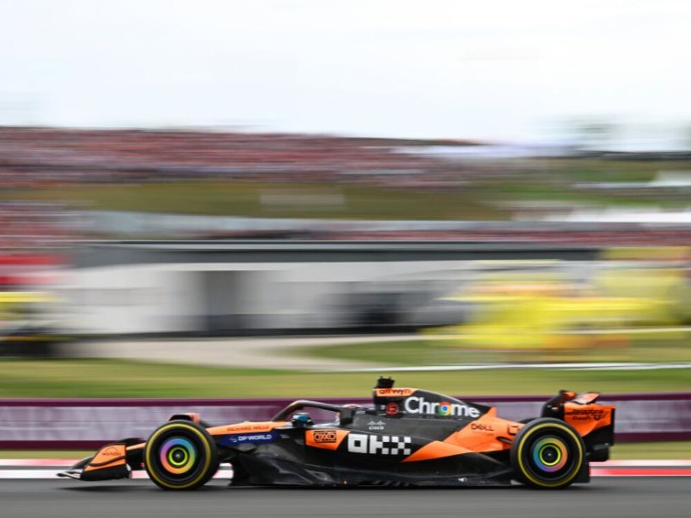 McLaren F1® Team VIP Experience in Australia: Sunday Race | Hilton