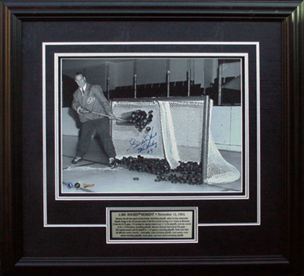 Howe,G Signed 11x14