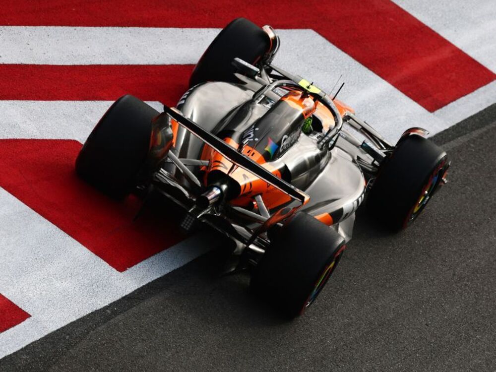 McLaren F1® Team VIP Experience in Australia: Sunday Race | Hilton