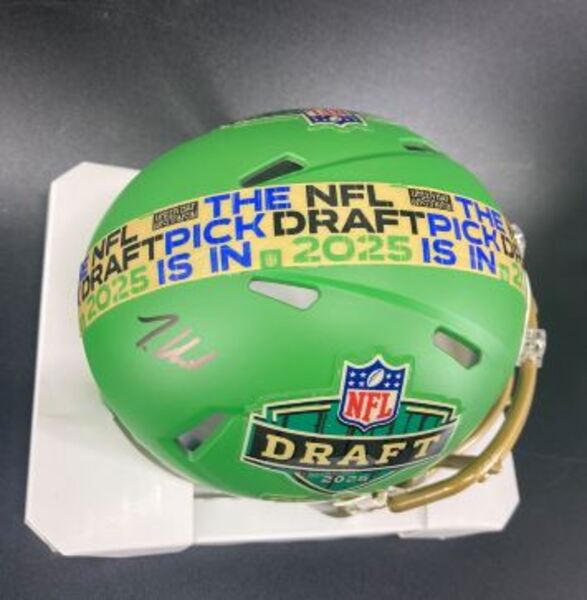 NFL - Jaguars Travis Hunter Signed NFL Draft Mini Helmet