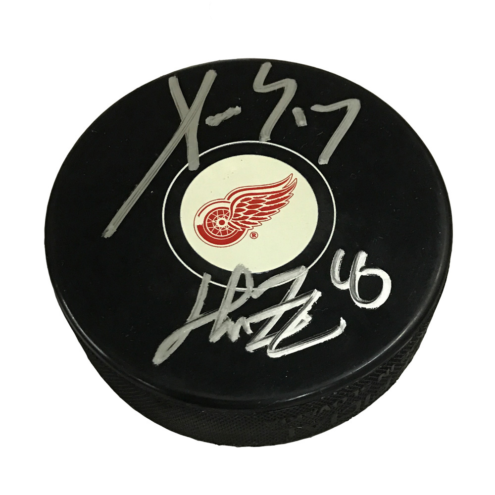 PAVEL DATSYUK & HENRIK ZETTERBERG Signed Detroit Red Wings Puck