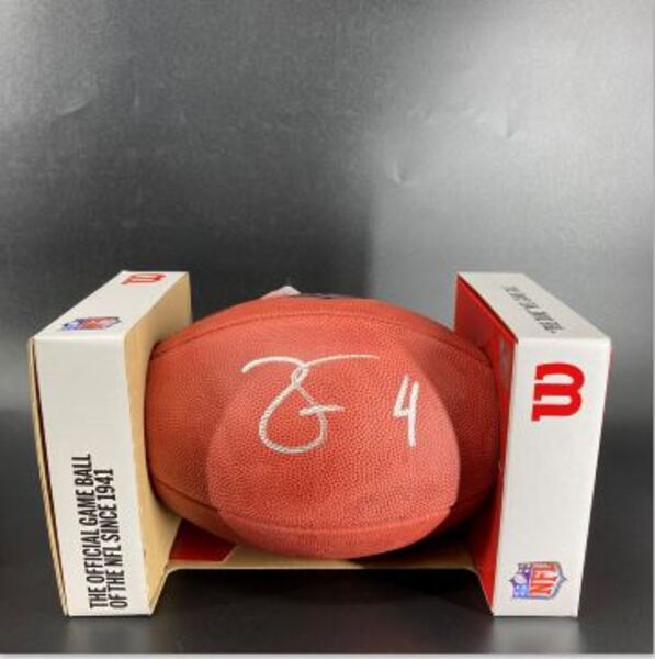 NFL - Ravens Zay Flowers signed authentic football