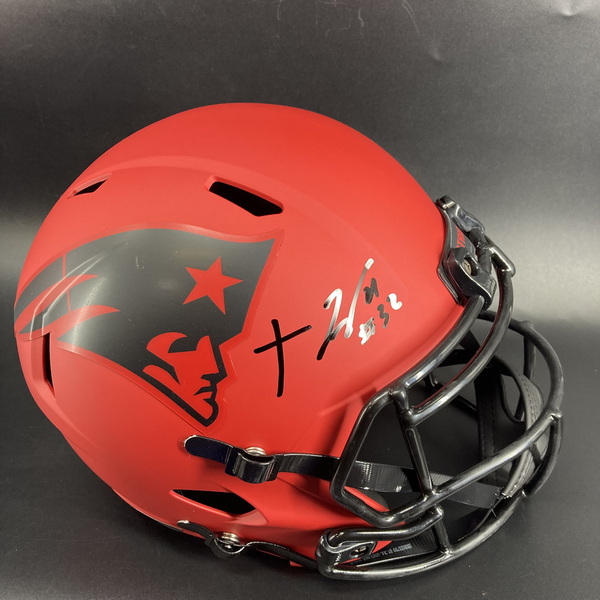 NFL - Patriots TreVeyon Henderson Signed Rave Replica Speed Helmet
