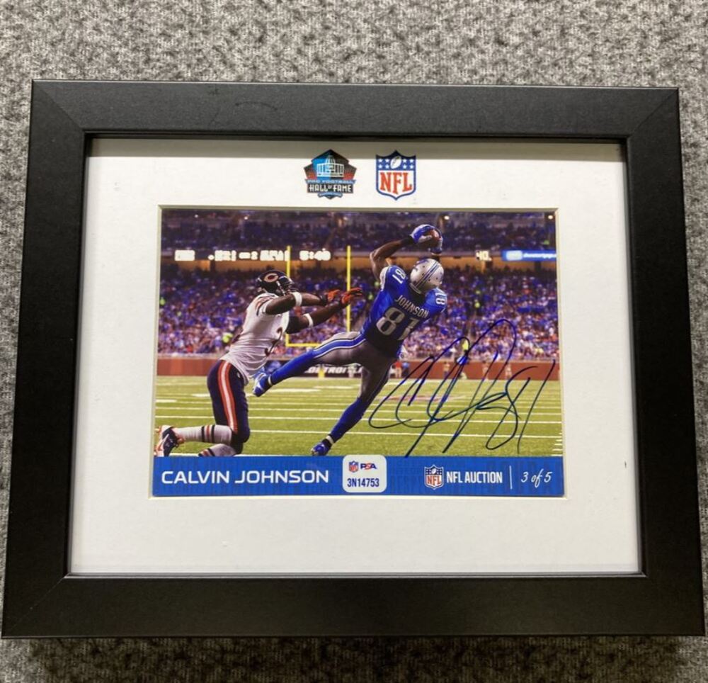 Sneaker – quarter viewrow pages_container mx-auto